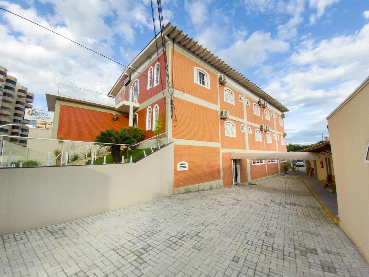 Pousada Recanto Das Caldas Caldas Novas Buitenkant foto